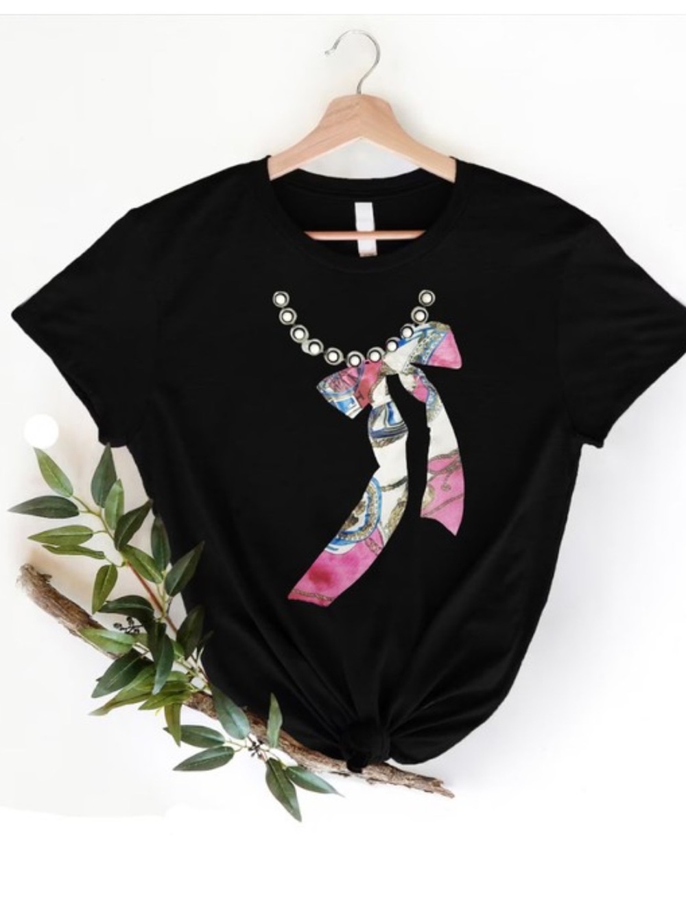 ShopEvelynne Black Short Sleeve Tee with Pink Scarf Bow Graphic